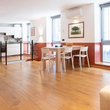 Comfortable Flat In Porta Romana Milano Esterno foto