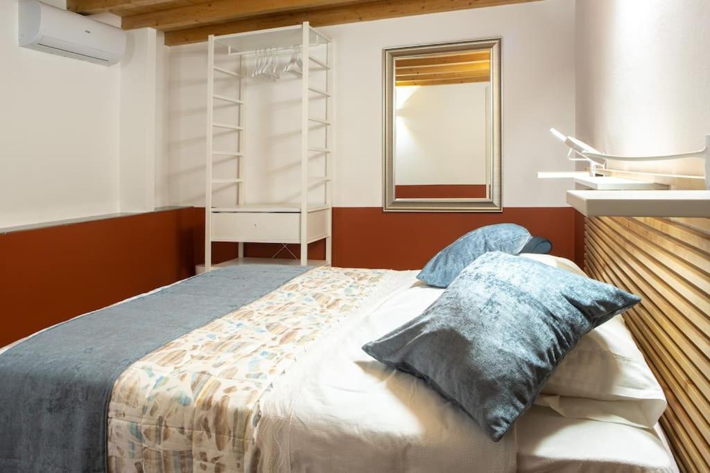 Comfortable Flat In Porta Romana Milano Esterno foto
